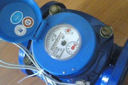 一種密封性好、不易滲水的光電直讀遠(yuǎn)傳水表
